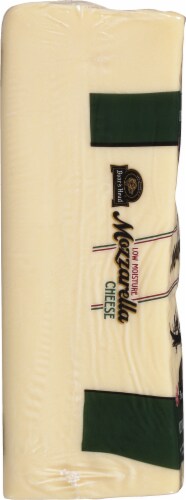 Boar’s Head Whole Milk Mozzarella Cheese Perspective: left