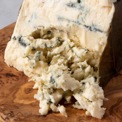 Rogue Creamery Blue Cheese Perspective: left