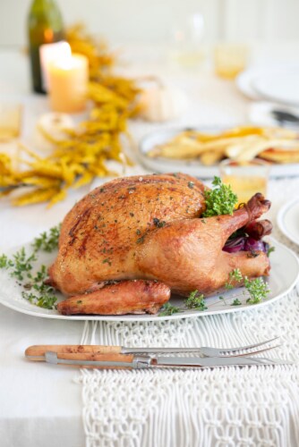Honeysuckle White Fresh Young Turkey (16-20 lb) Perspective: left