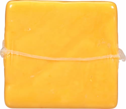Boar's Head Vermont Cheddar Cheese Yellow Perspective: left