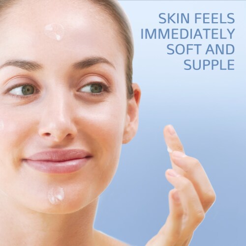 Cetaphil® Deep Hydration Healthy Glow Daily Cream Perspective: left