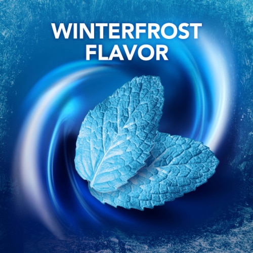 Vicks VapoCool Sore Throat Winterfrost Spray Perspective: left
