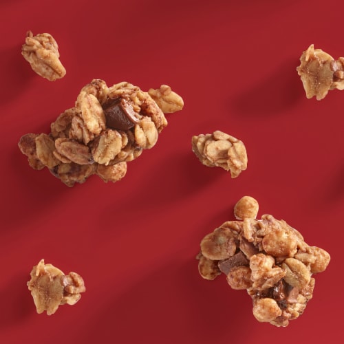KIND Soft Baked Dark Chocolate Chunk Granola Perspective: left