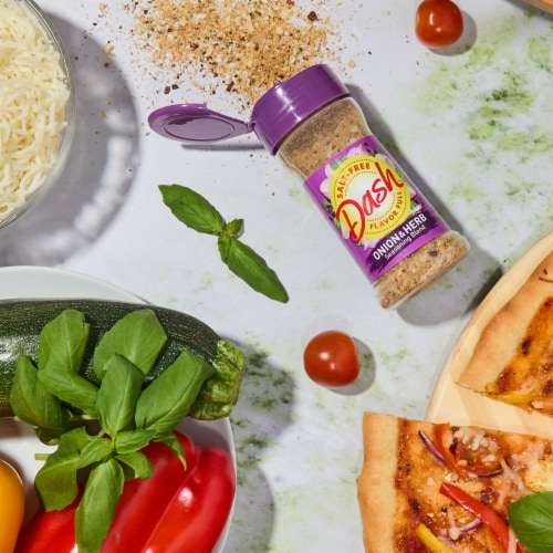 Dash Salt-Free Onion & Herb Seasoning Blend, Kosher Perspective: left