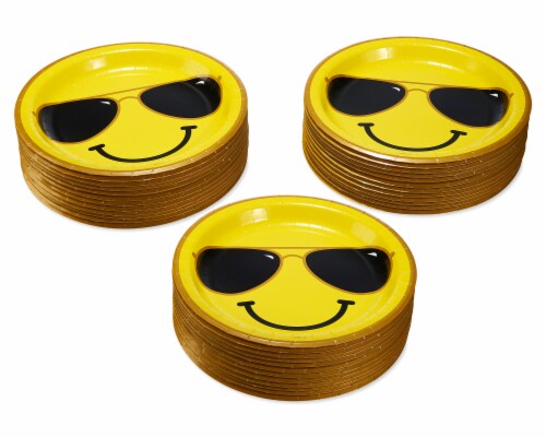 American Greetings Smiley Face Dinner Plates Perspective: left