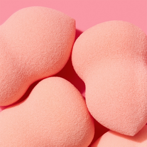 e.l.f. Blending Sponge Duo Perspective: left