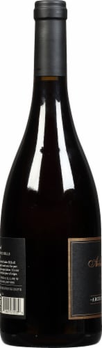 Archery Summit Dundee Hills Pinot Noir Wine Perspective: left