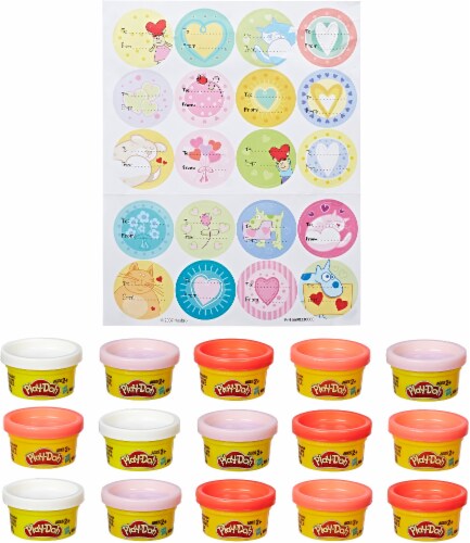 Play-Doh Valentines Bag Modeling Compound Perspective: left
