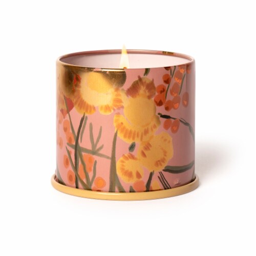 Illume Luxary Soy Candle - Paloma Petal Perspective: left
