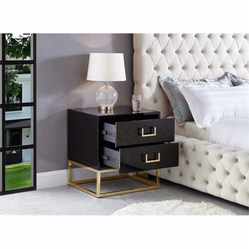 Meridian Furniture Gold Black Nova Side Table Meridian Furniture Gold Black Nova Side Table