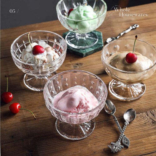 8 Oz. Clear Dessert Bowls With Lids - 6 Ct.