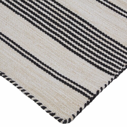 Freizy Rugs Black/White Duprine Eco-Friendly PET Outdoor Area Rug Perspective: left