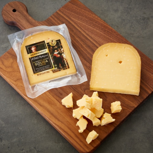 Dutch Masterpiece® Rembrandt Extra Aged Gouda Perspective: left