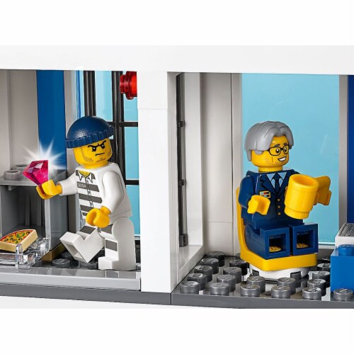 Lego city 60246 hotsell