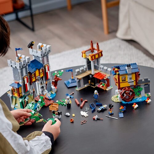 LEGO® Creator Medieval Castle Perspective: left
