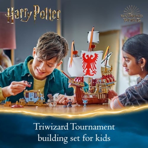 LEGO® Harry Potter Triwizard Tournament: The Arrival 76440 Perspective: left