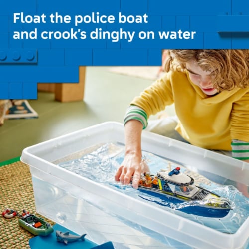LEGO City Police Boat Chase Building Toy 60456 Perspective: left