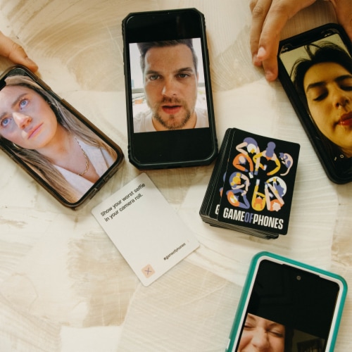 Breaking Games Game of Phones Card Game Perspective: left