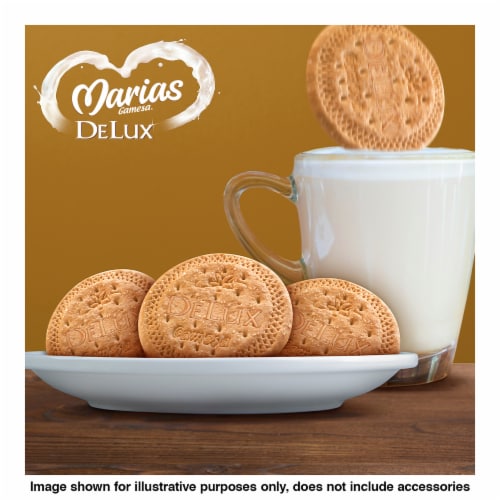 Gamesa Marias DeLux Milk Flavored Cookies Perspective: left