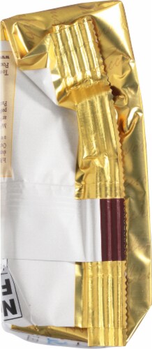 Matilde Vicenzi Tesoro Vanilla Cream Filled Puff Pastry Perspective: left