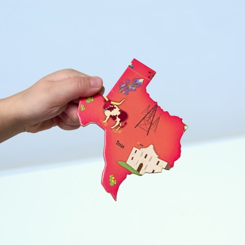 MasterPieces USA Map with State Shaped Pieces Perspective: left