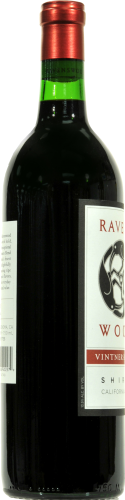 Ravenswood Vintners Blend Shiraz Perspective: left