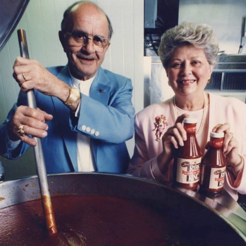Montgomery Inn Sweet & Tangy Original BBQ Sauce Perspective: left