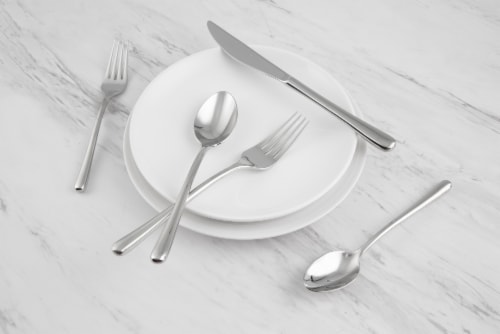 Cambridge Silversmiths Samantha Flatware Set - Mirror Perspective: left