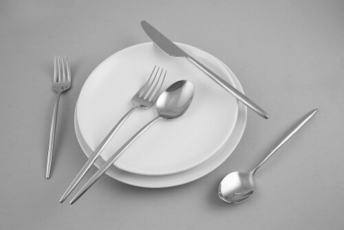 Cambridge Silversmiths Gaze Flatware Set - Mirror Perspective: left