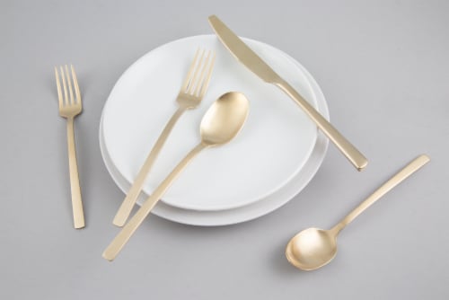 Cambridge Silversmiths Beacon Flatware Set - Champagne Satin Perspective: left