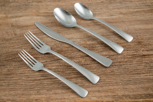 Cambridge Silversmiths Brinn Flatware Set - Mirror Perspective: left