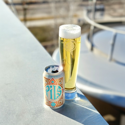 Odell Brewing Pils Bohemian Pilsner Craft Beer Perspective: left