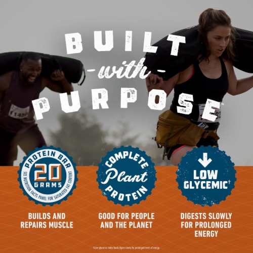CLIF Builders Chocolate Peanut Butter Protein Bar Perspective: left
