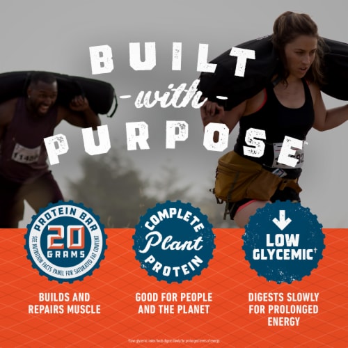 Clif Builders Chocolate Flavor Protein Bar Perspective: left