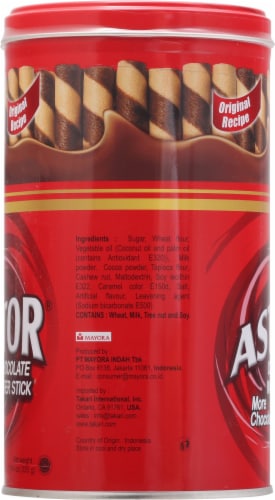 Astor Chocolate Wafer Sticks Perspective: left