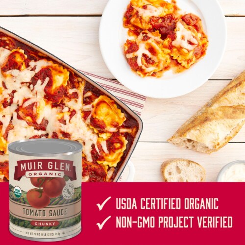 Muir Glen™ Organic Chunky Tomato Sauce Perspective: left