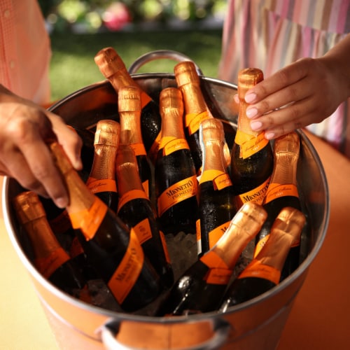 Mionetto Brut Prestige Collection Glera/Prosecco Italy Sparkling Wine Perspective: left
