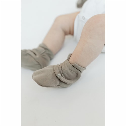 Goumikids Soft Organic Stay On Adjustable Baby Infant Booties, 0-3M Drops/Gray Perspective: left