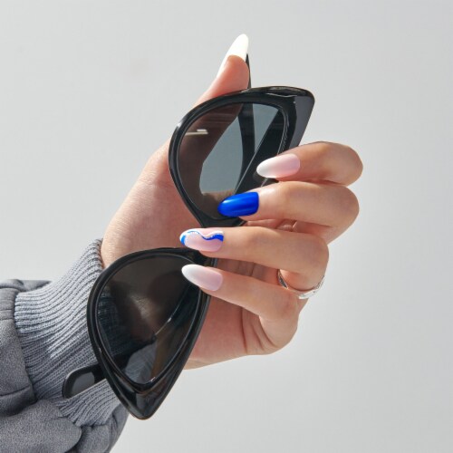 KISS imPRESS No Glue Mani Press On Nails, Design, Free Soul, White, Med Almond, 30 ct Perspective: left