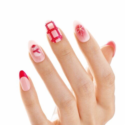 Kiss ImPress® Nails - Yule Be Happy Perspective: left