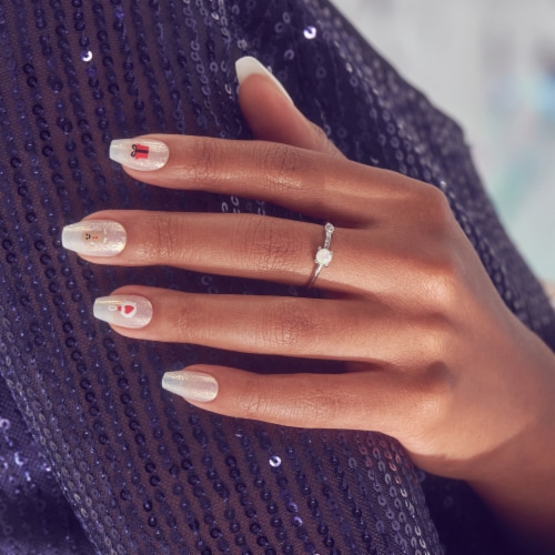 Kiss® Voguish Fantasy Nails - Fancy Elves Perspective: left