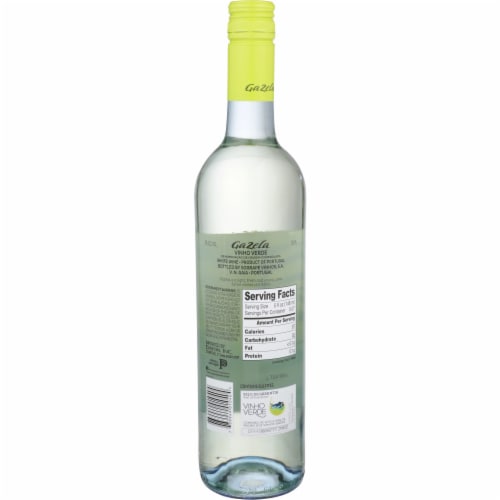 Gazela Vinho Verde Portugal White Wine Perspective: left