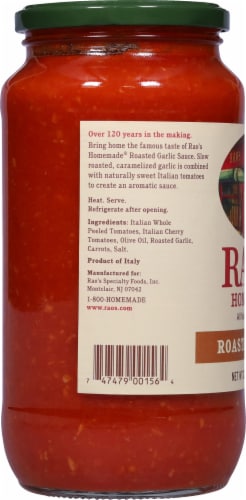 Rao's Homemade® Roasted Garlic Pasta Sauce Perspective: left