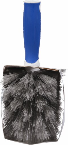 Unger® Cobweb & Corner Duster™ Perspective: left