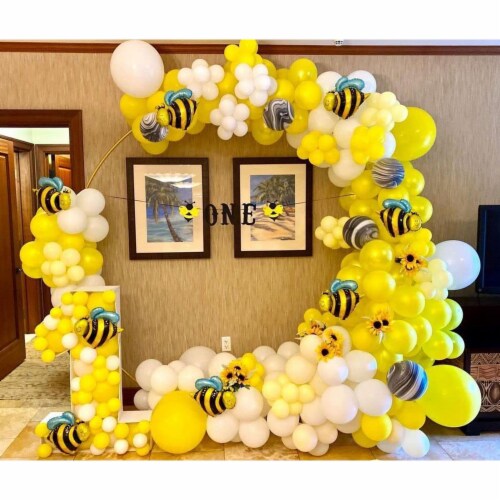 LANGXUN Gold Metal Balloon Decoration Arch Kit for Wedding and Birthday Party Perspective: left
