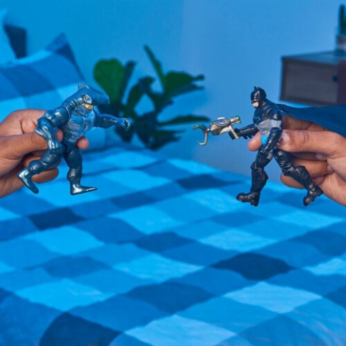 DC Comics Batman 4-inch Action Figure with Surprise Accessories - King Shark Perspective: left