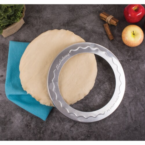 Mrs. Anderson's® Pie Crust Shield - Silver Perspective: left