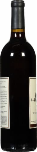 Maryhill Winemakers Red Wine Blend Perspective: left