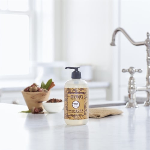 MRS MEYERS CLEAN DAY Liquid Hand Soap Acorn Spice Perspective: left