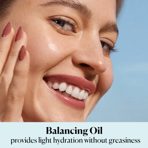Sky Organics™ Jojoba Oil Perspective: left
